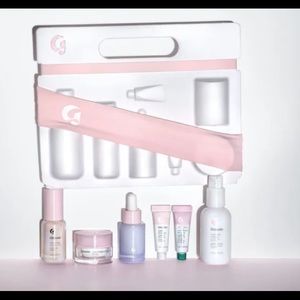 GLOSSIER - The Skincare Edit